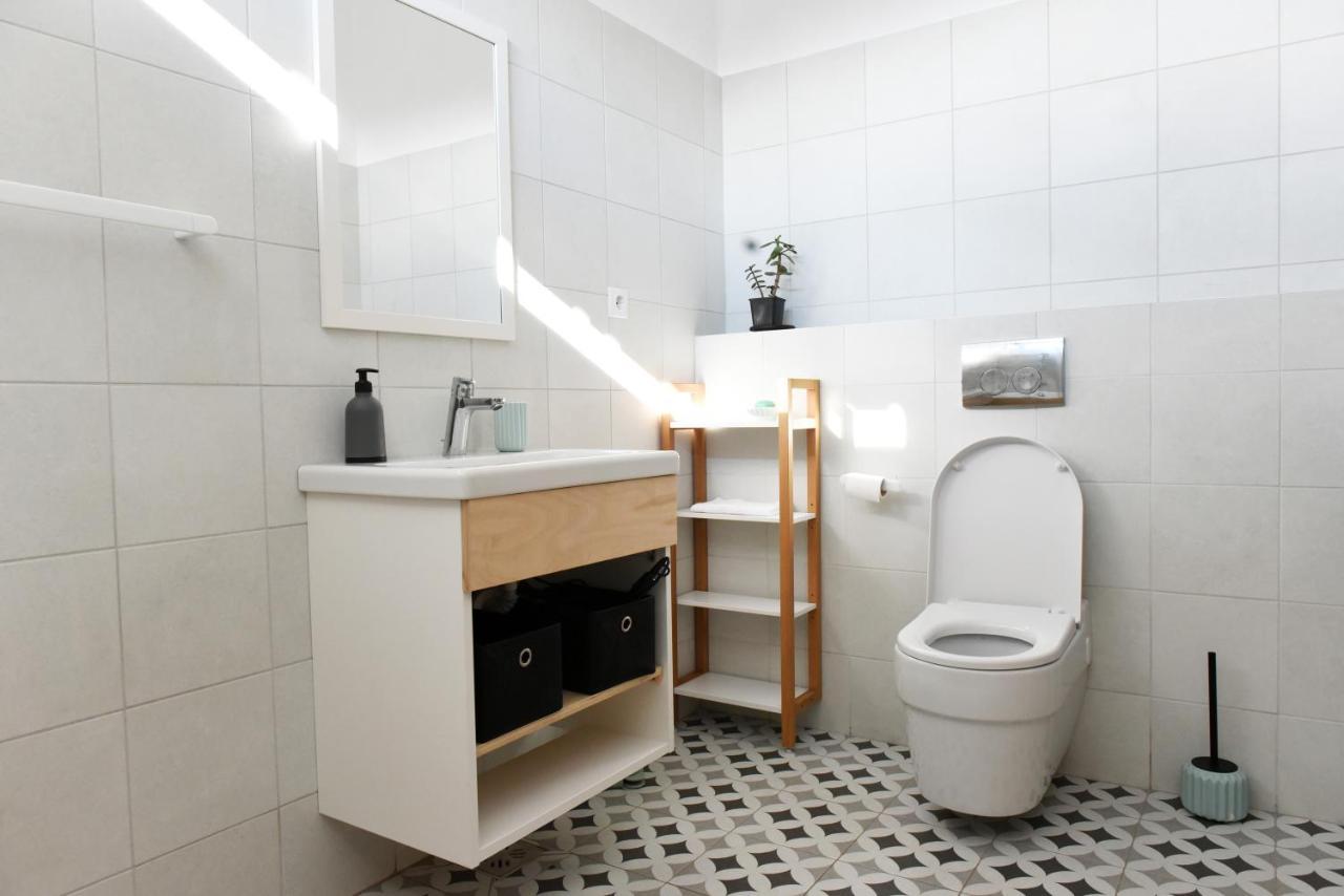ASTER panzió Acomodação com café da manhã Cîmpu Cetăţii Exterior foto
